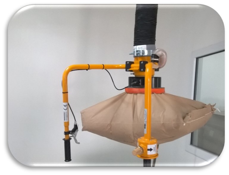 Tube de levage pour sacs et de bidons de diamètre variable